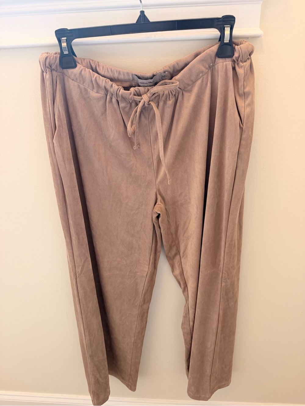 Relaxed Wide-Leg Drawstring Pants — Taupe